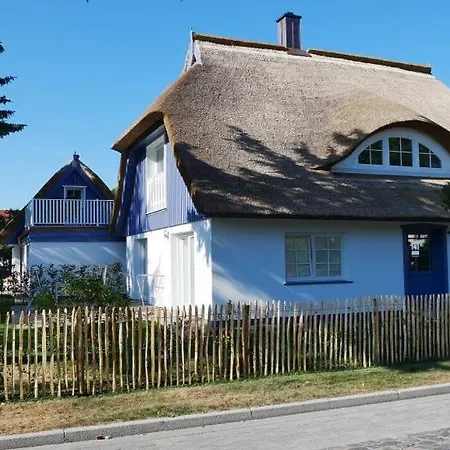 Kapitaenshaus - Boje