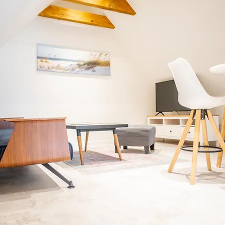 Kapitaenshaus - Boje